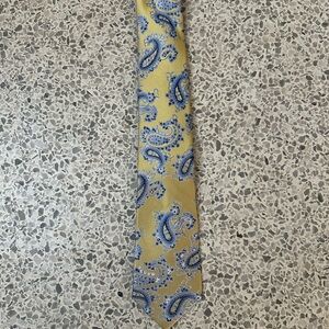 Tommy Hilfiger Yellow and Blue Paisley Tie